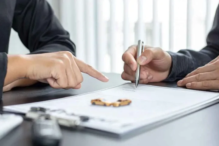 How to Choose the Right Insurance Company for Your Small Business