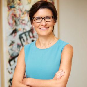 10 Visionary Women Leaders Shaping the Future of Business and Innovation 2 Jane Fraser — CEO Citigroup Visionary Women