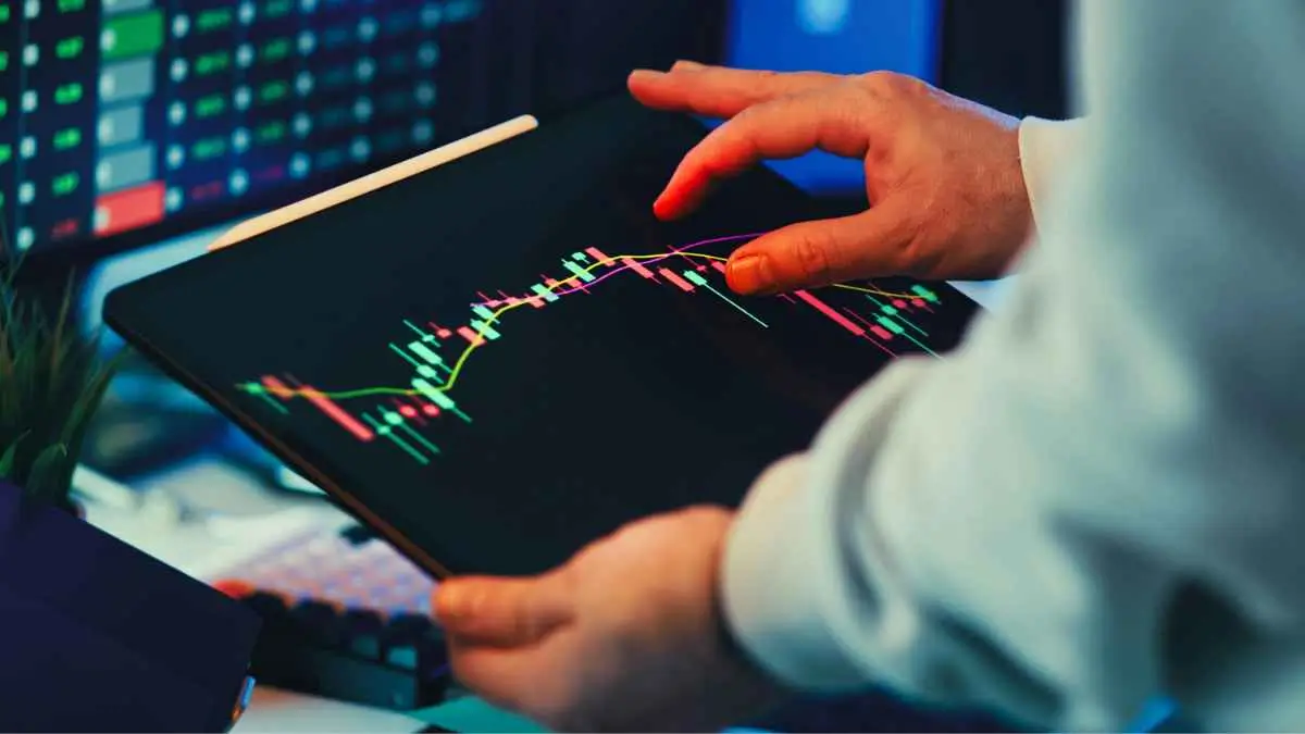 What Is a Long-Term Investment Strategy