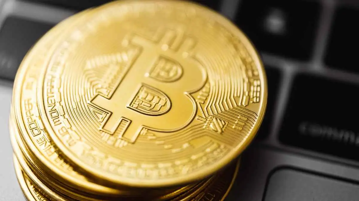What Is the Best Crypto to Buy Right Now XRP or Bitcoin