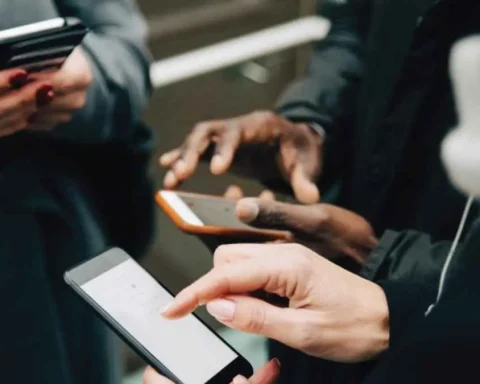 Will removing algorithmic sorting improve social media